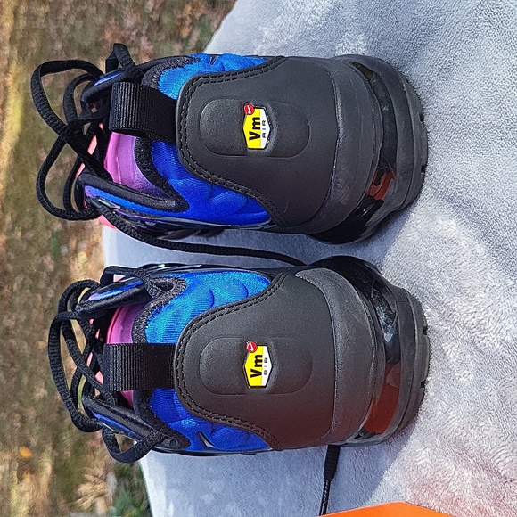 Vapor Max Plus - Picture 7 of 9